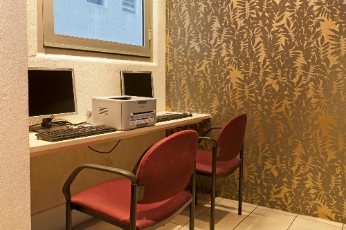 Causeway Inn On The Mall image 1