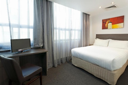 Causeway Inn On The Mall image 17